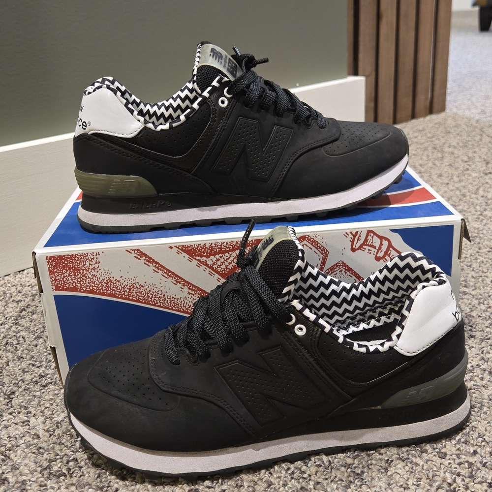 New Balance Black and White Sneakers